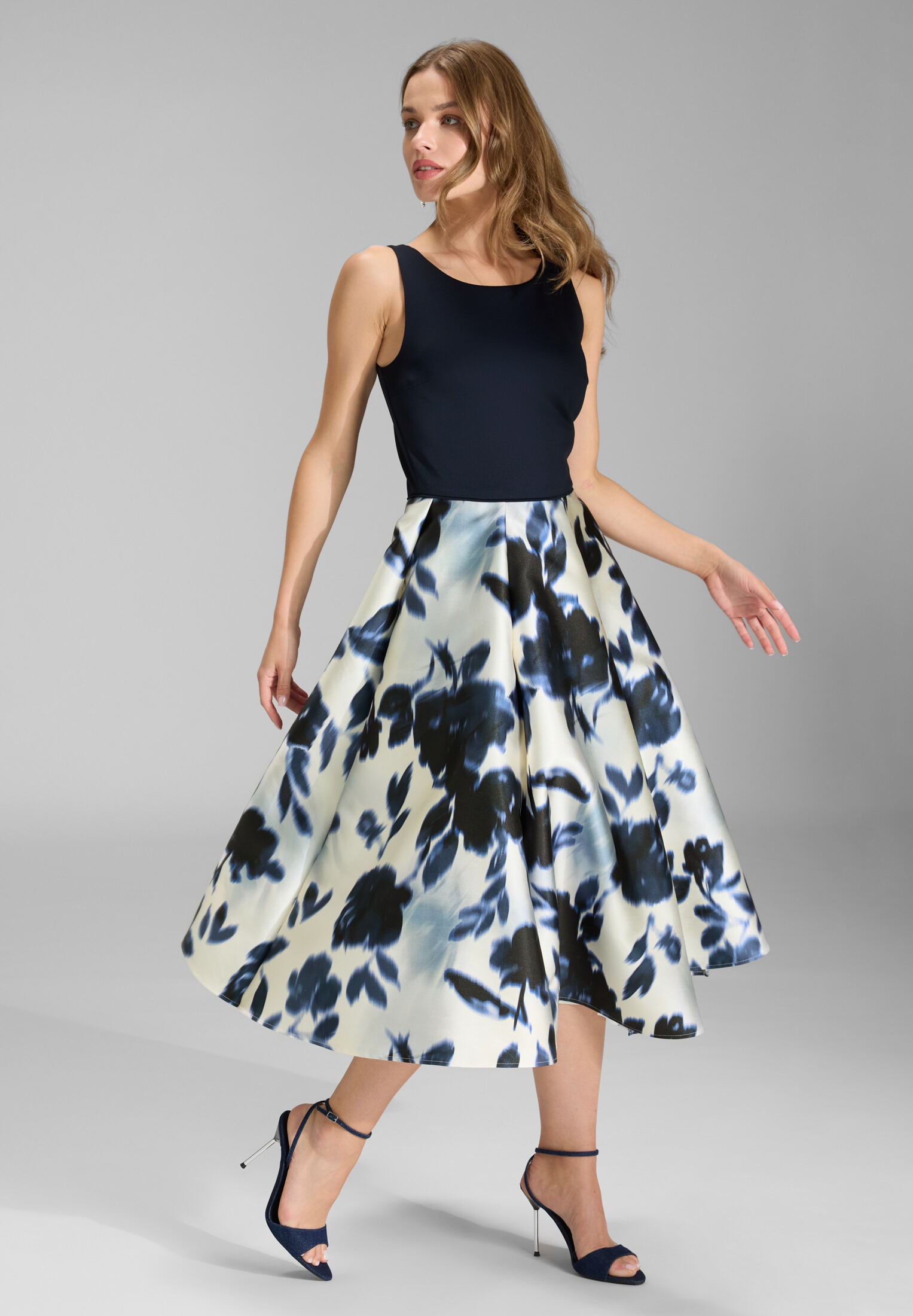 Cocktailkleid aus bedrucktem Twill mit Scuba Oberteil