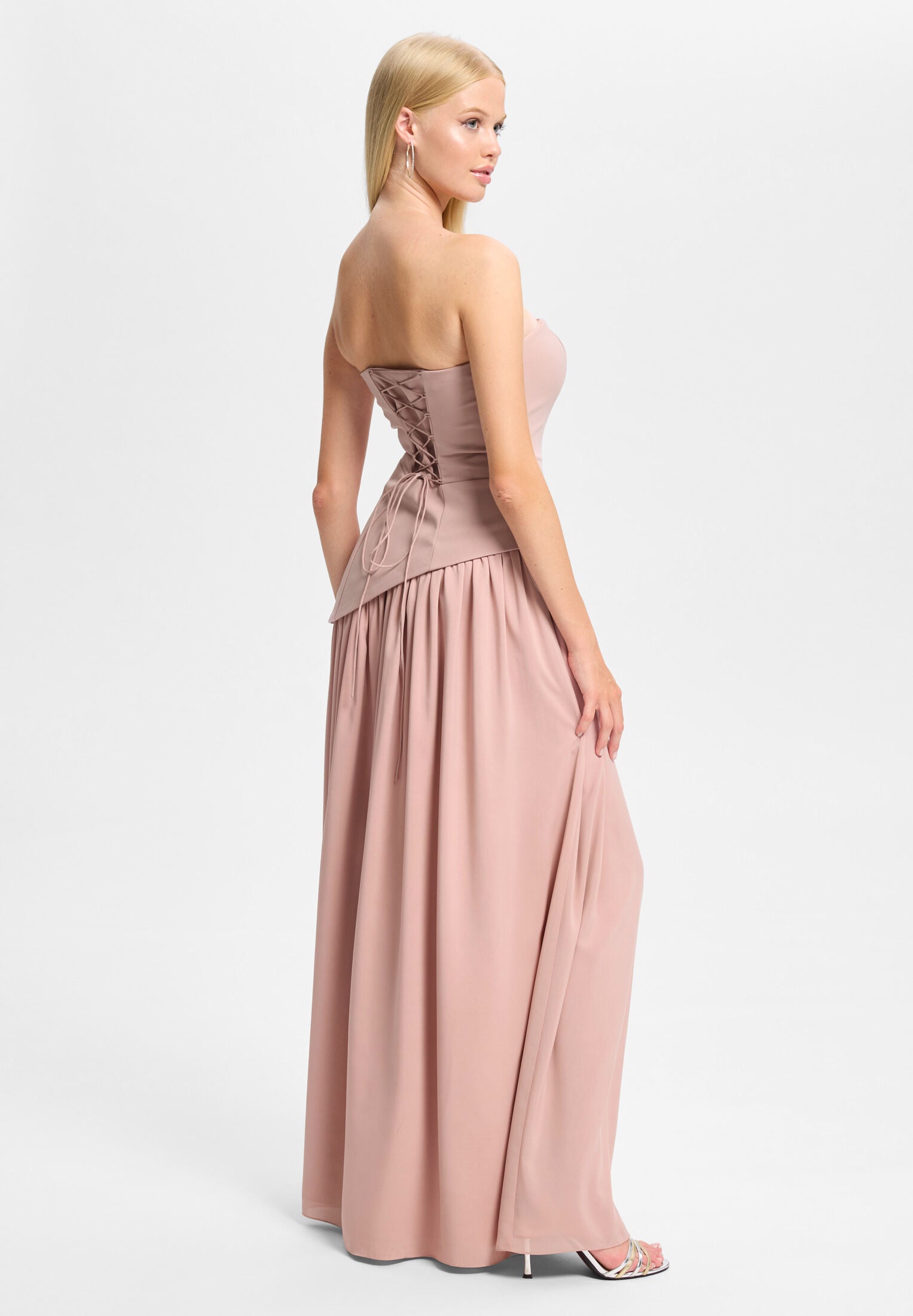 Corsagenkleid mit Beinschlitz