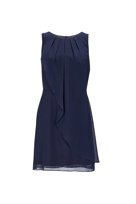 Fließend-fallendes Kleid in geradem Schnitt
