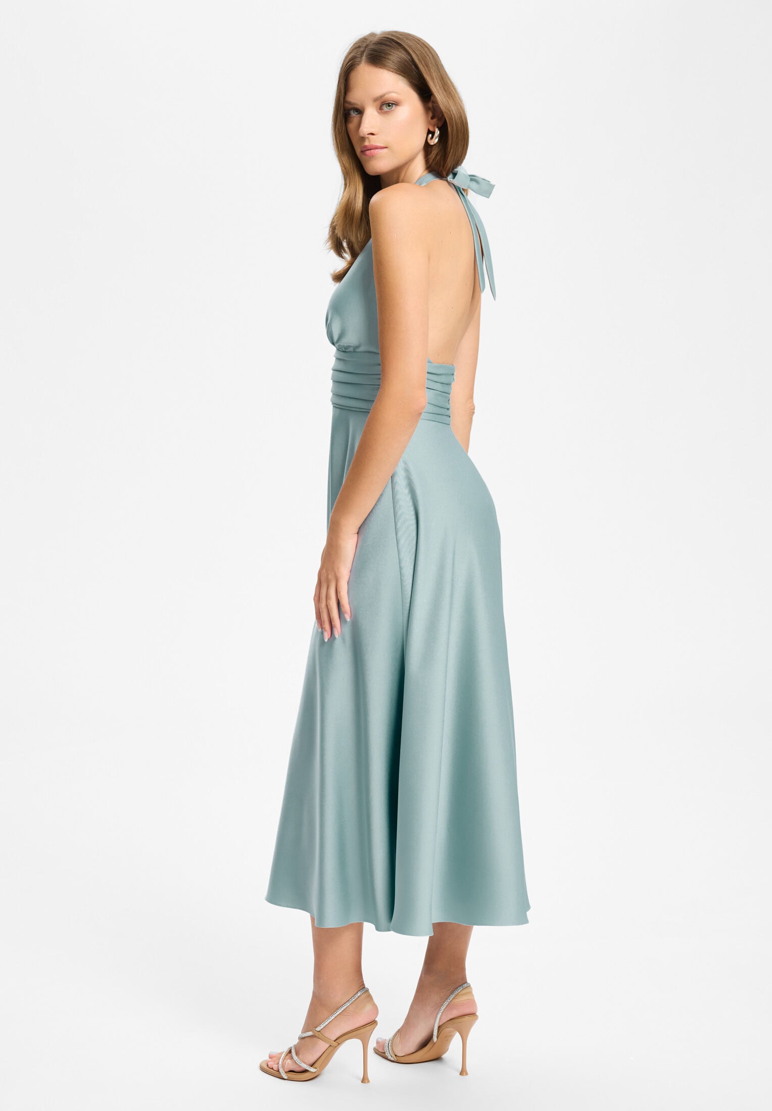 Neckholder Kleid aus Satin