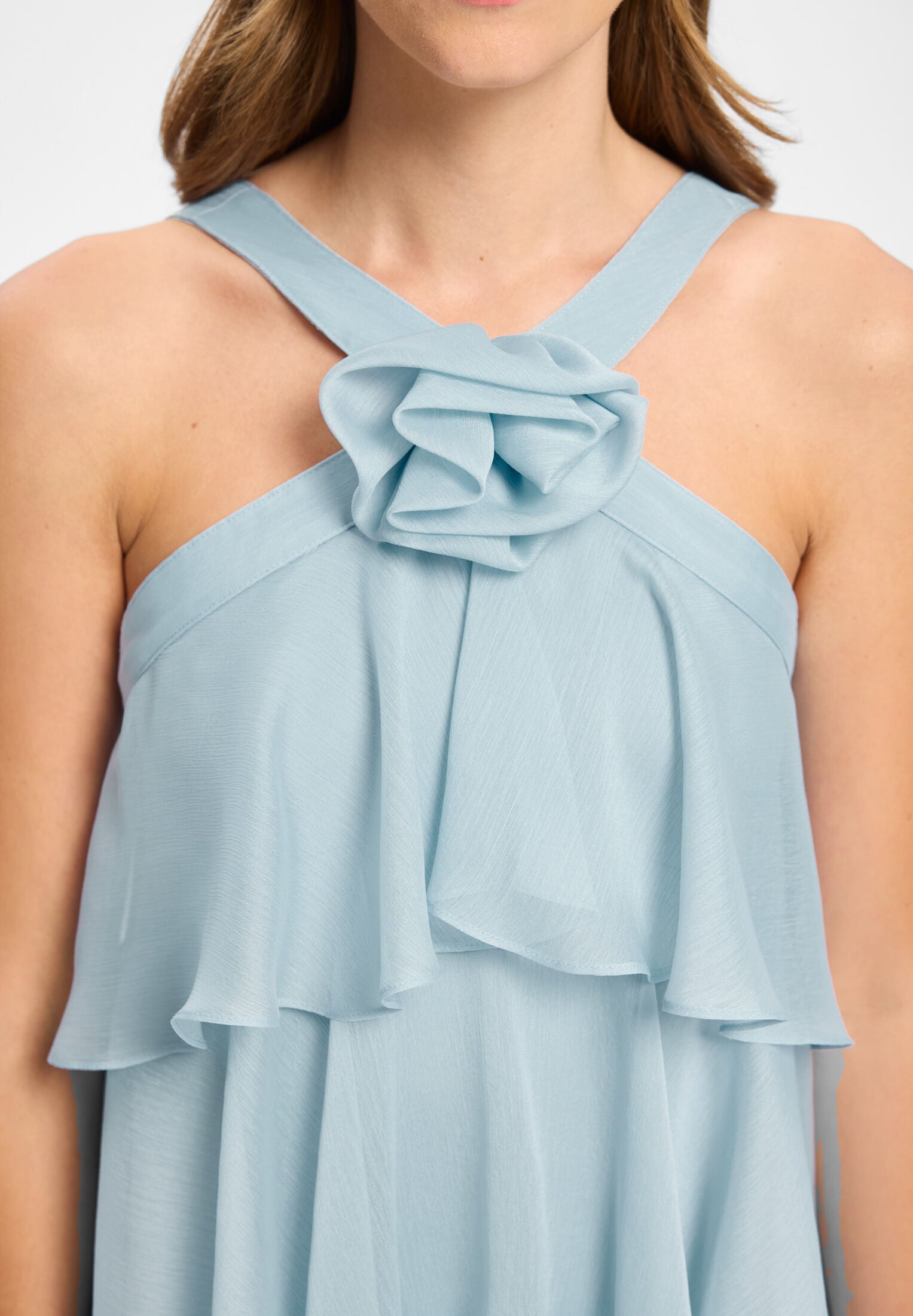 Abendkleid aus Crinkle Chiffon mit gestuften Volants