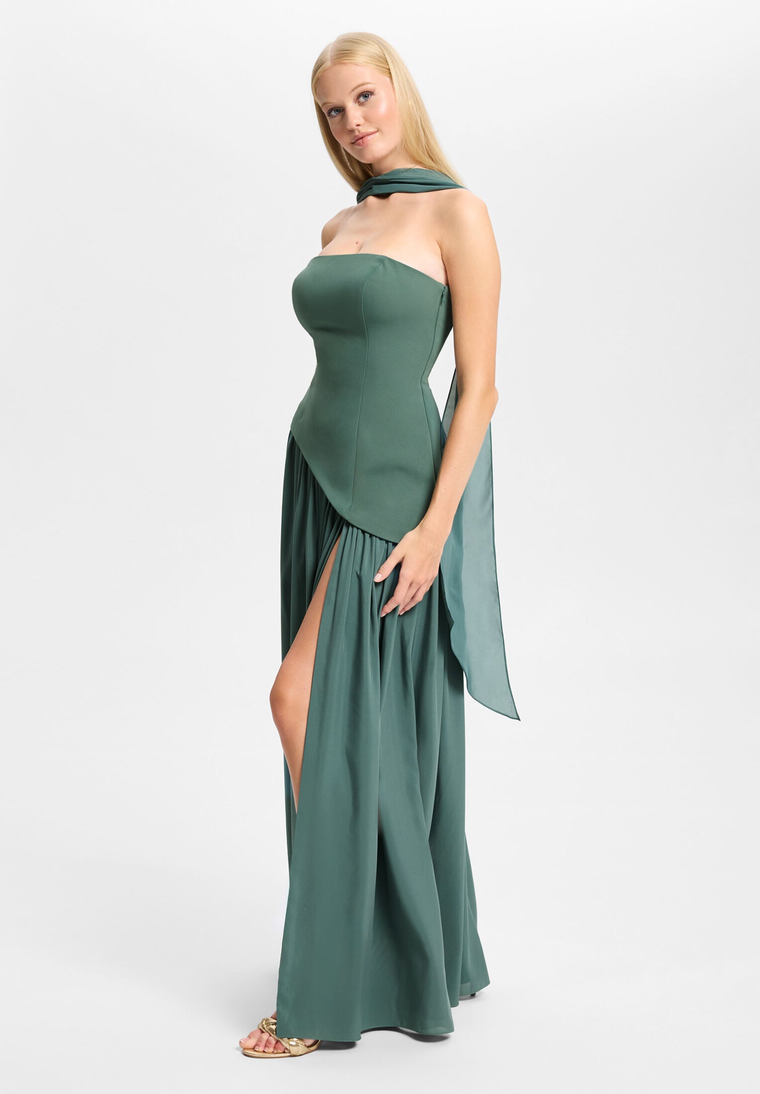 Corsagenkleid mit Beinschlitz