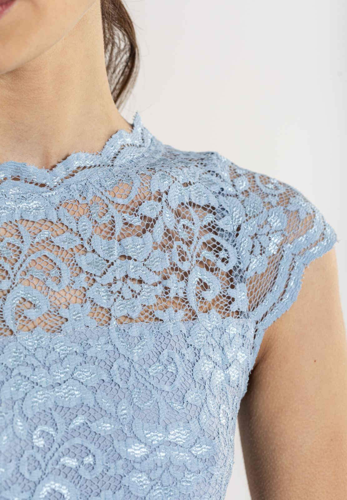 Spitzentop-Kleid mit Glitzerband