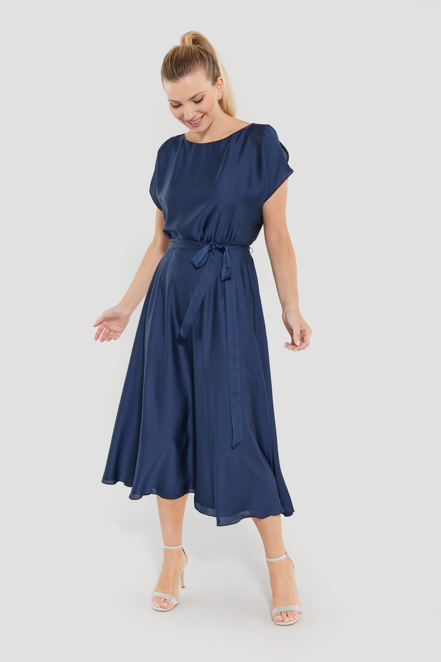 Midikleid aus feinem Satinchiffon