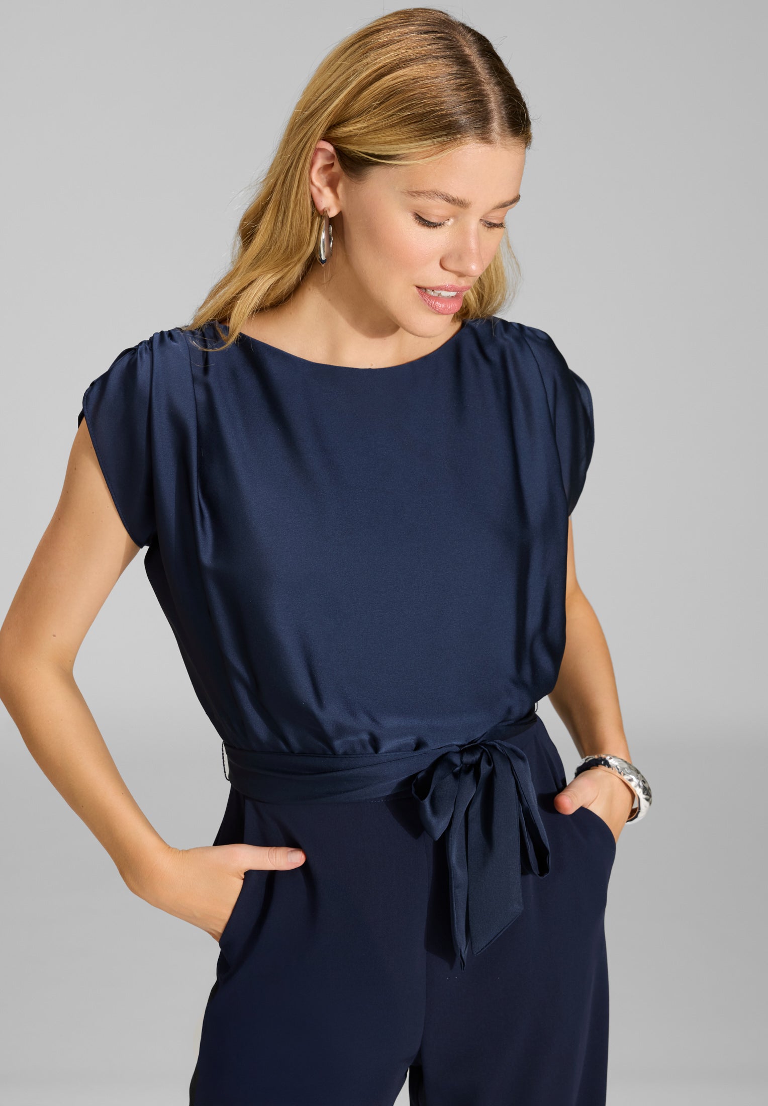 Jumpsuit mit geradem Beinschnitt
