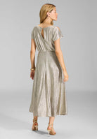 Midikleid aus schimmerndem Jersey