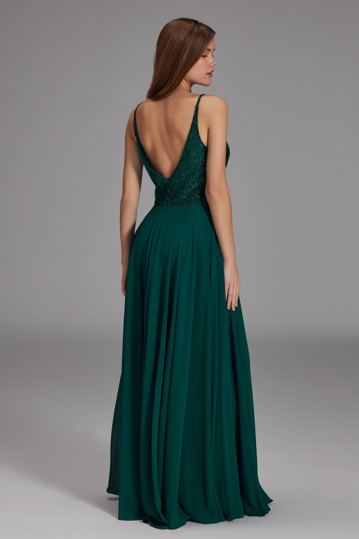 Langes paillettenbesticktes Abiball-Kleid