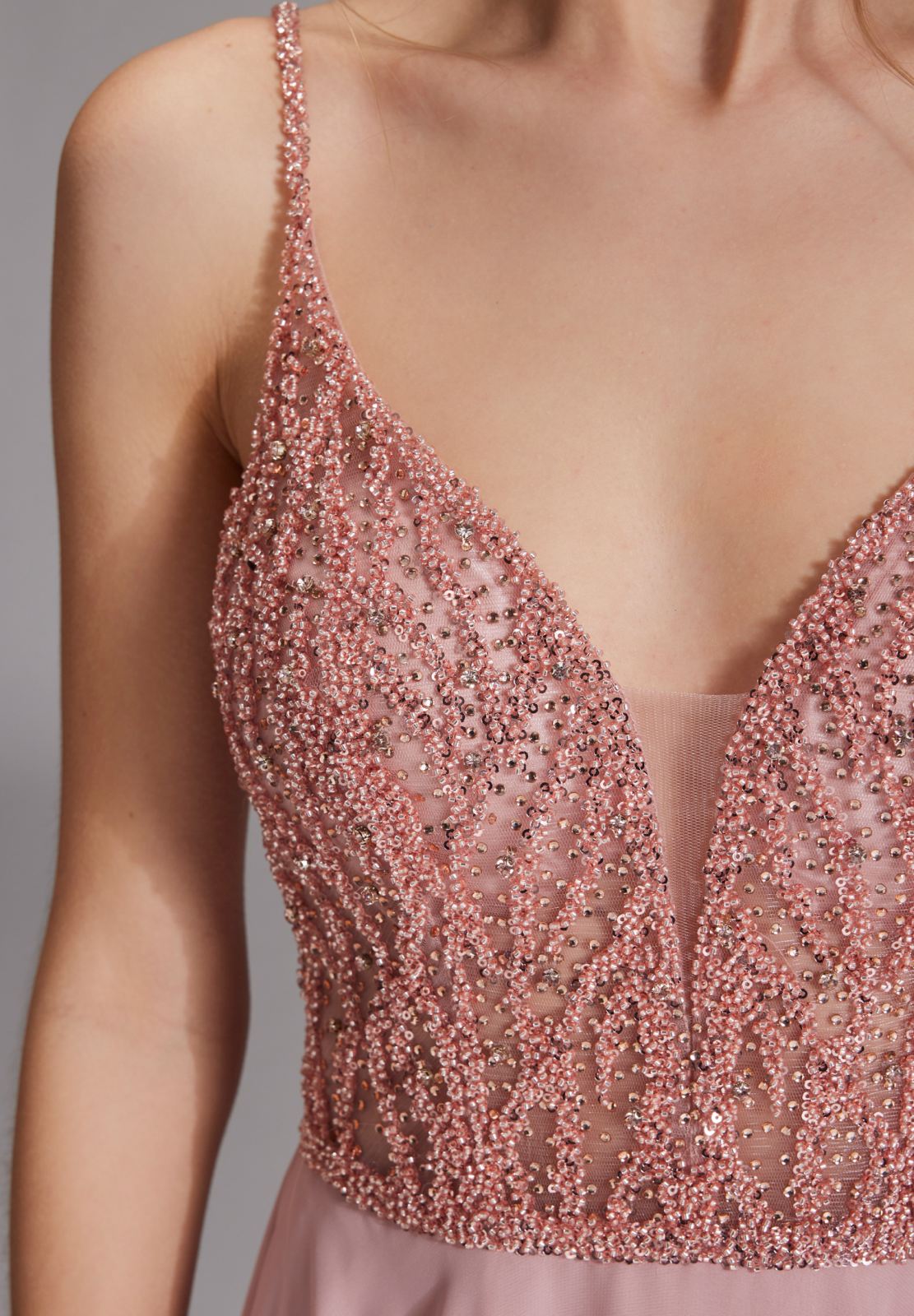 Paillettenbesticktes Cocktailkleid