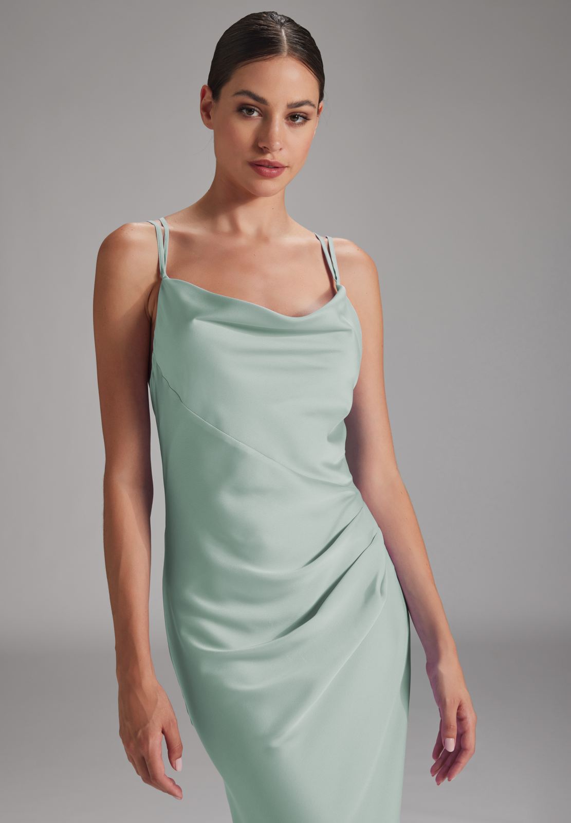 Slip-Dress aus nachhaltigem Satinchiffon