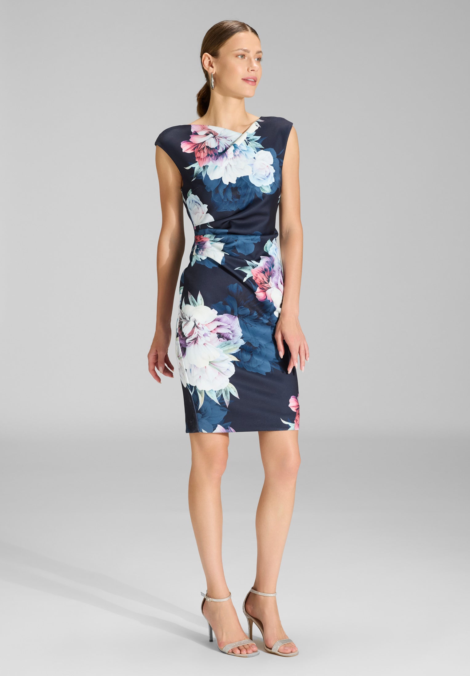 Etuikleid mit blumigem Print navy multi