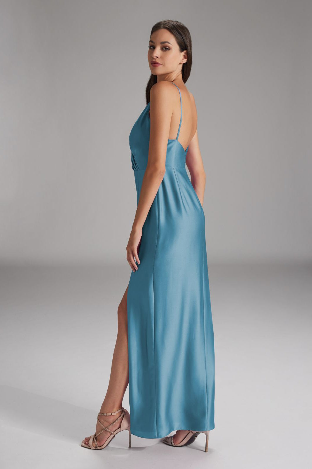 Slipdress aus nachhaltigem Satinchiffon