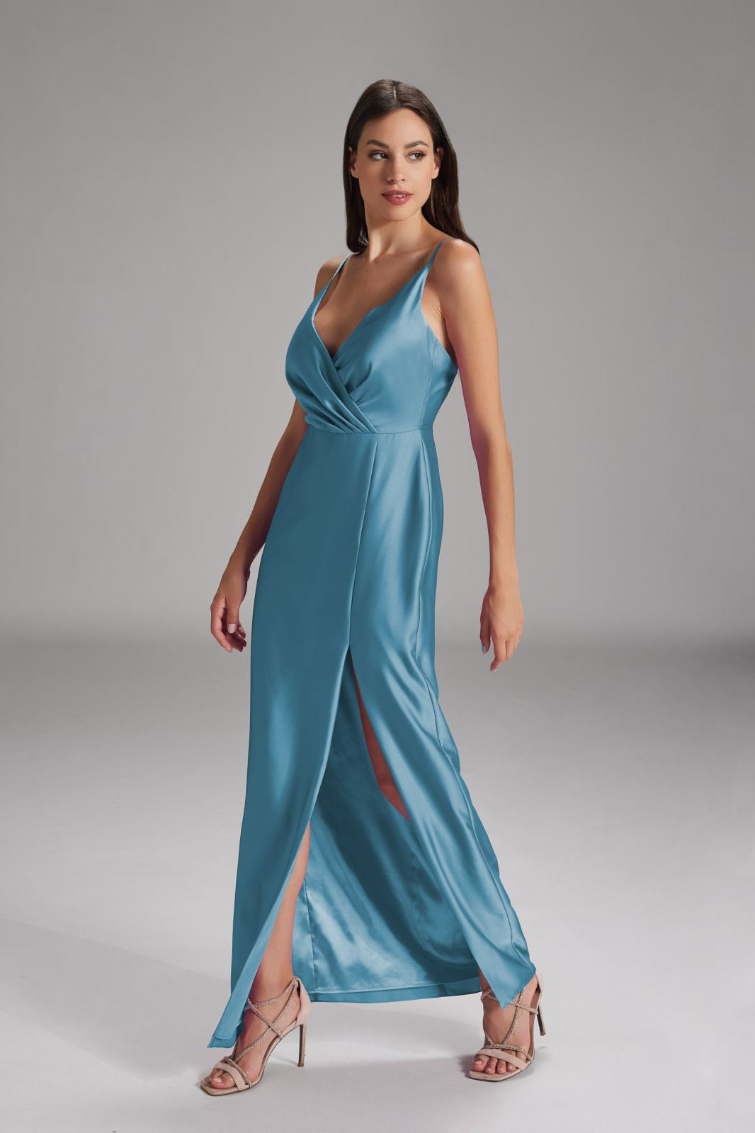 Slipdress aus nachhaltigem Satinchiffon