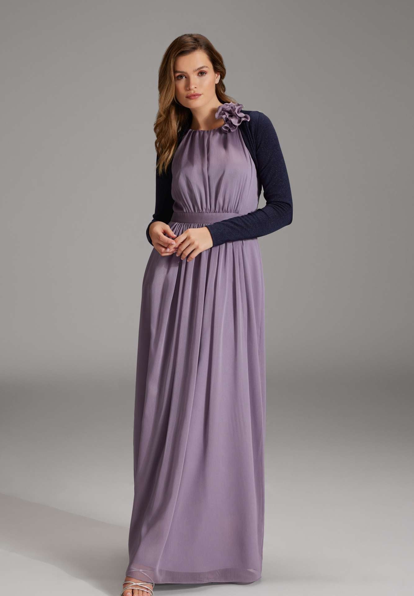 Kurzer Bolero mit Glitzergarn