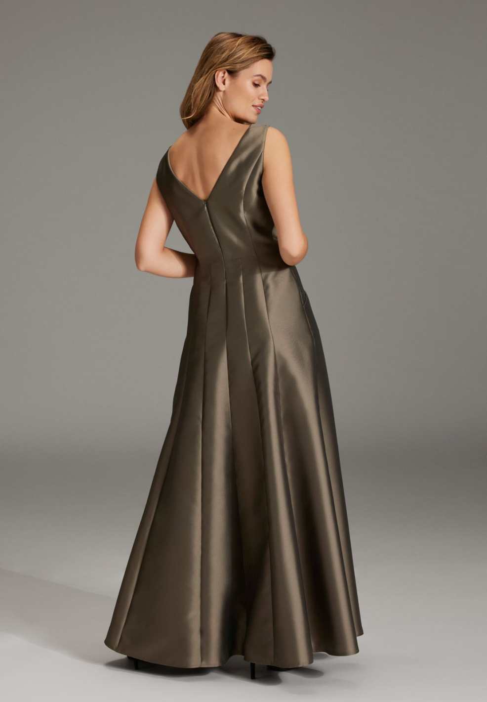 Abendkleid aus Twill mit Taschen