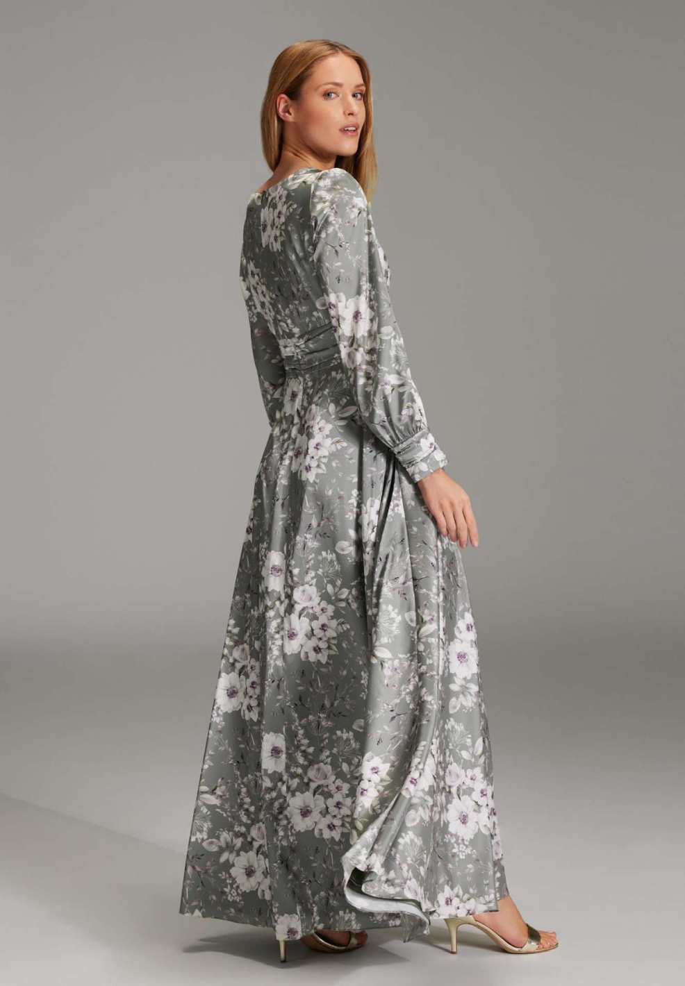 Abendkleid mit aus floral bedrucktem Satin mit Raffdetails