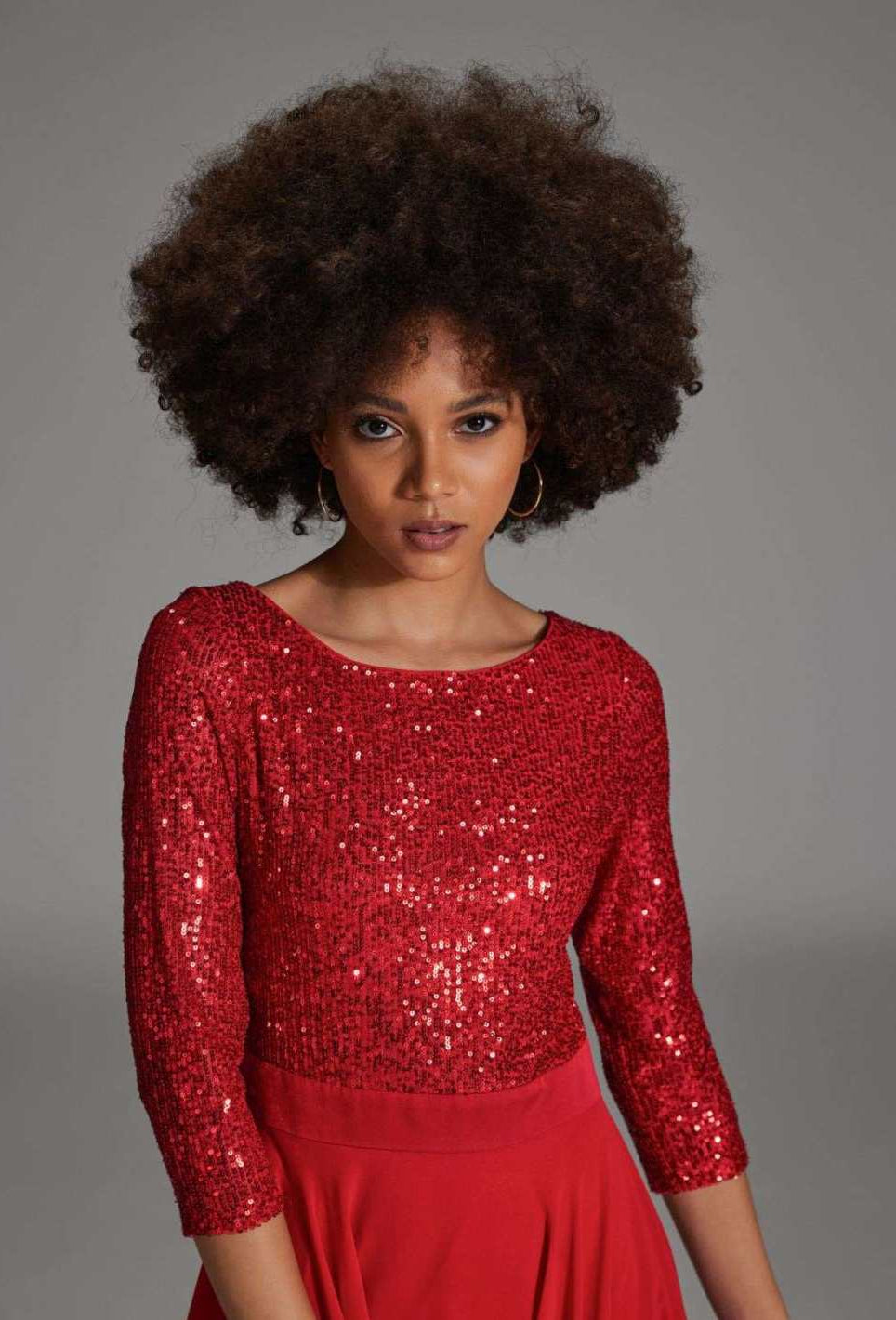 Midi Kleid mit Top aus elastischer Paillette und Chiffonrock