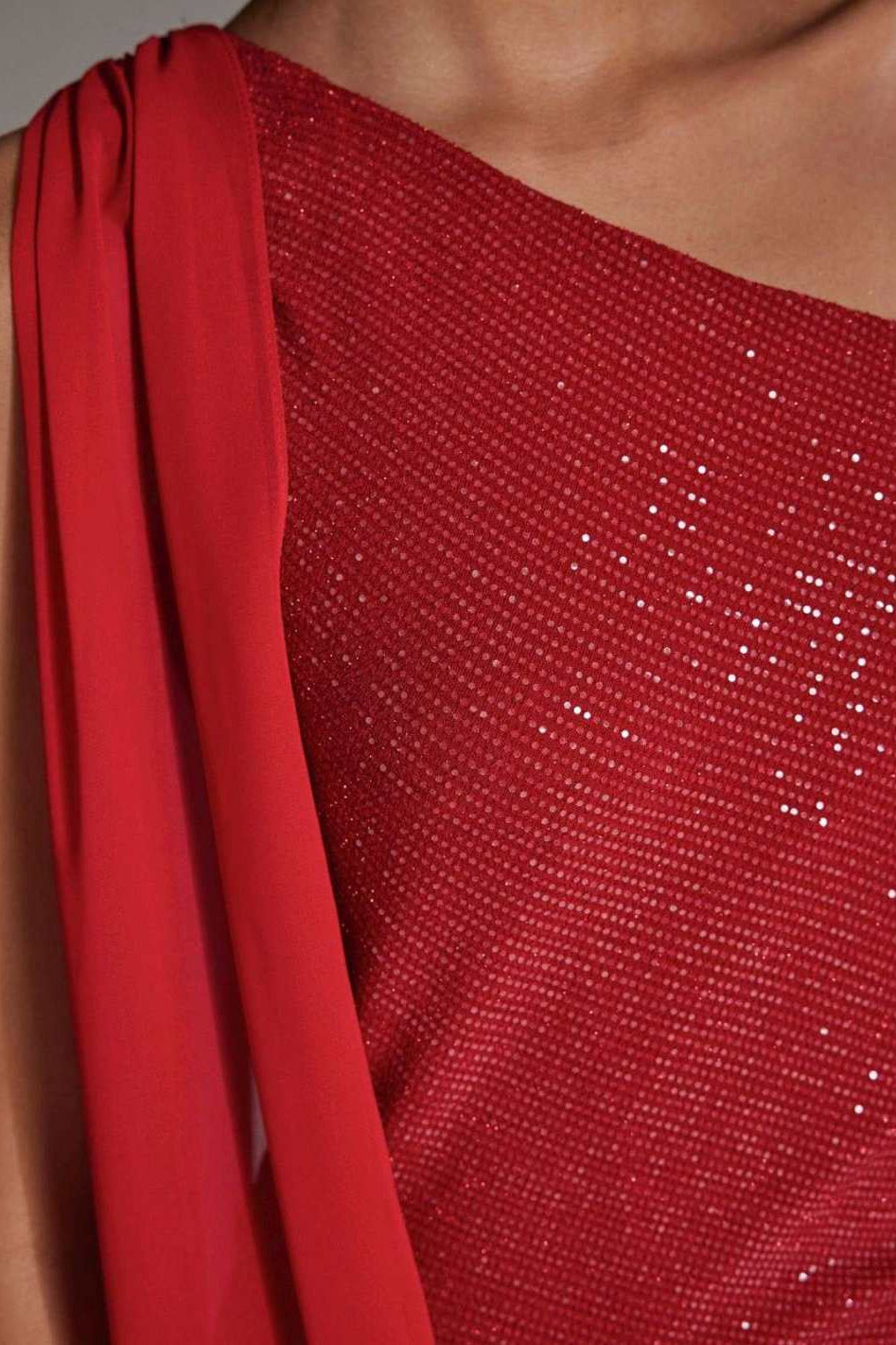 One-Shoulder Abendkleid aus foliertem Jersey mit Chiffon Schal