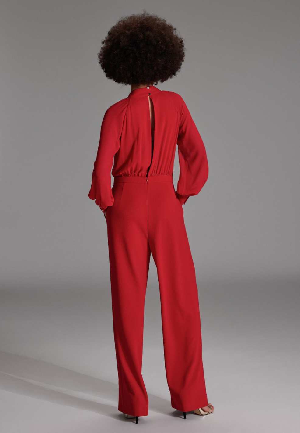 Langärmeliger Jumpsuit mit Schluppe aus Crepe Jersey und Chiffon Mix