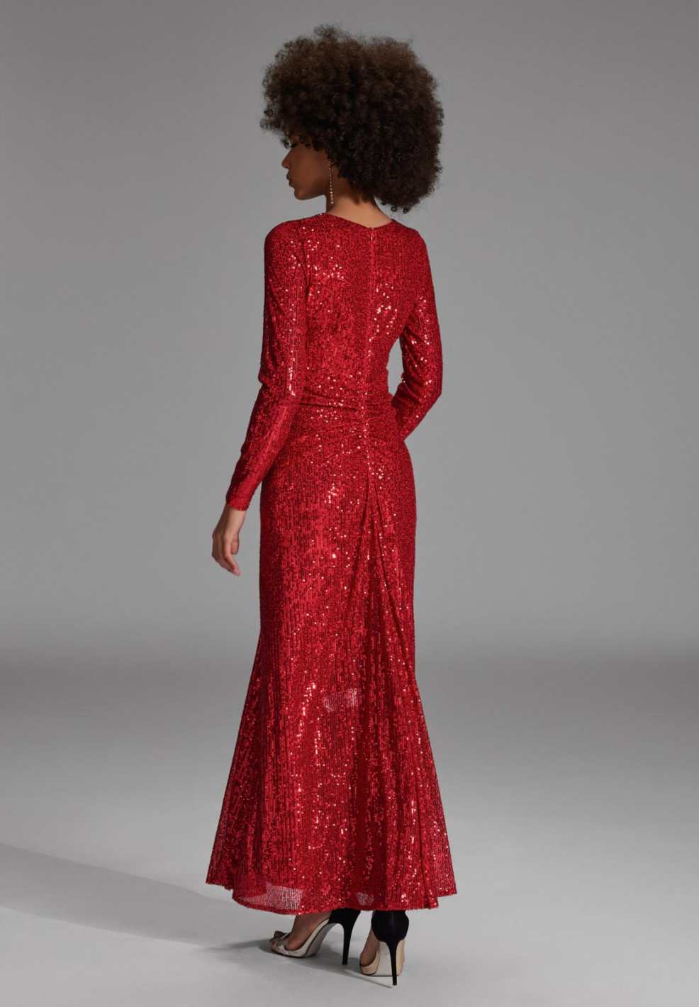 Abendkleid aus elastischem Paillettenstoff