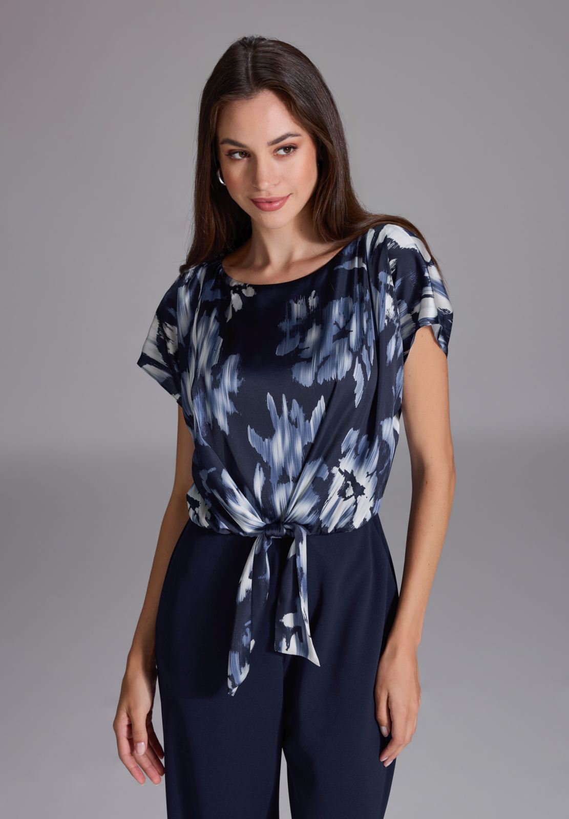 Jumpsuit mit bedrucktem Satin Top und Knoten Detail