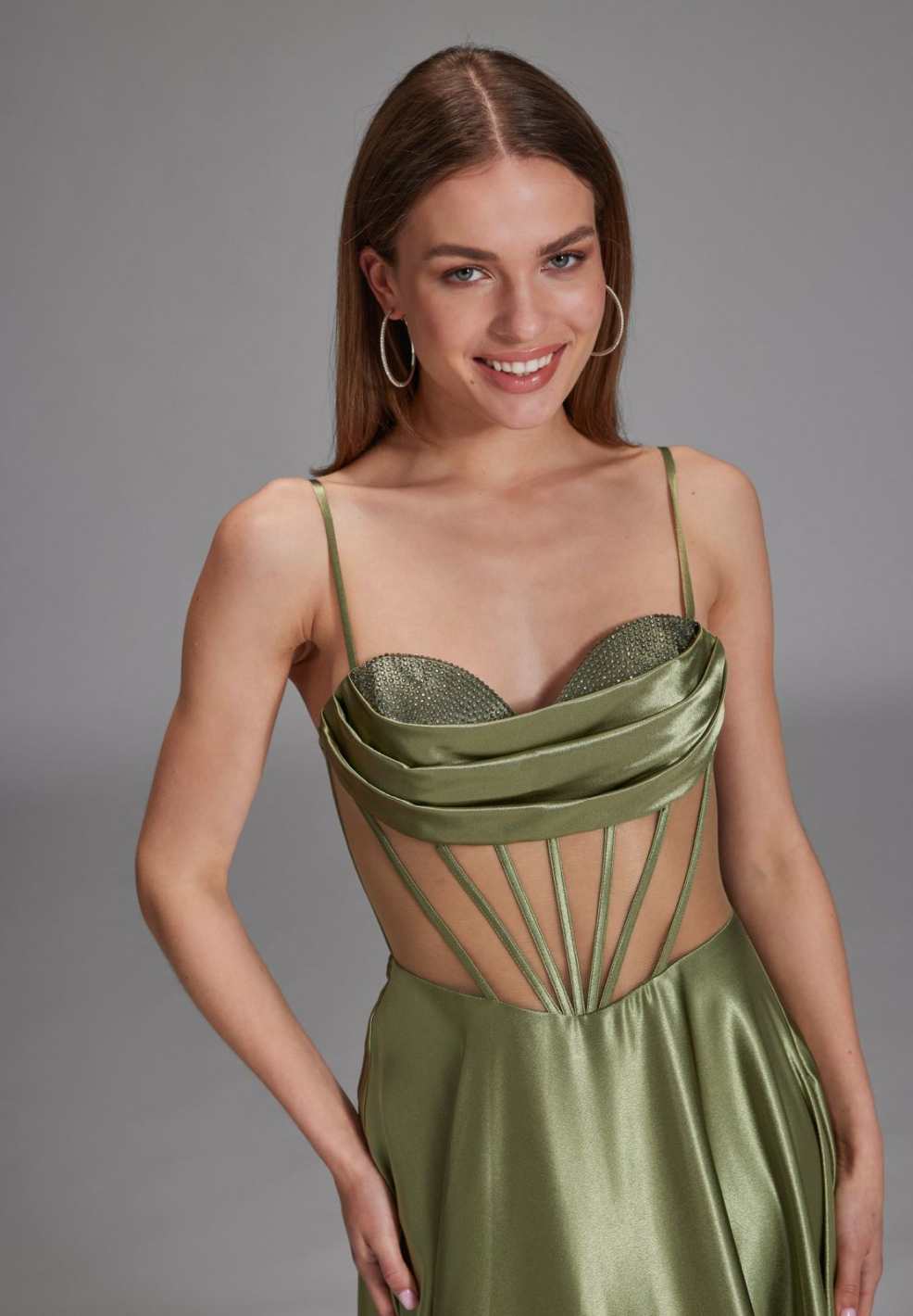 See-through-Corsagenkleid mit Ziersteinen