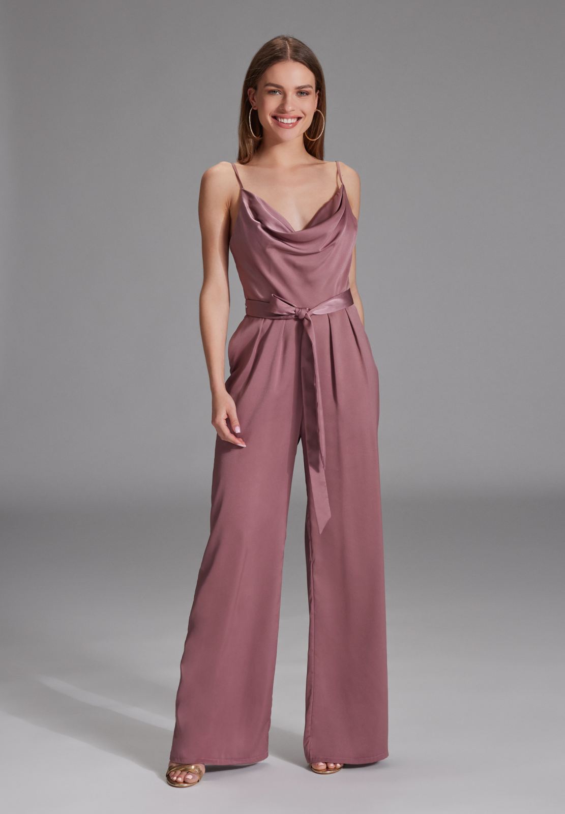 Satin Jumpsuit mit Bindegürtel brick