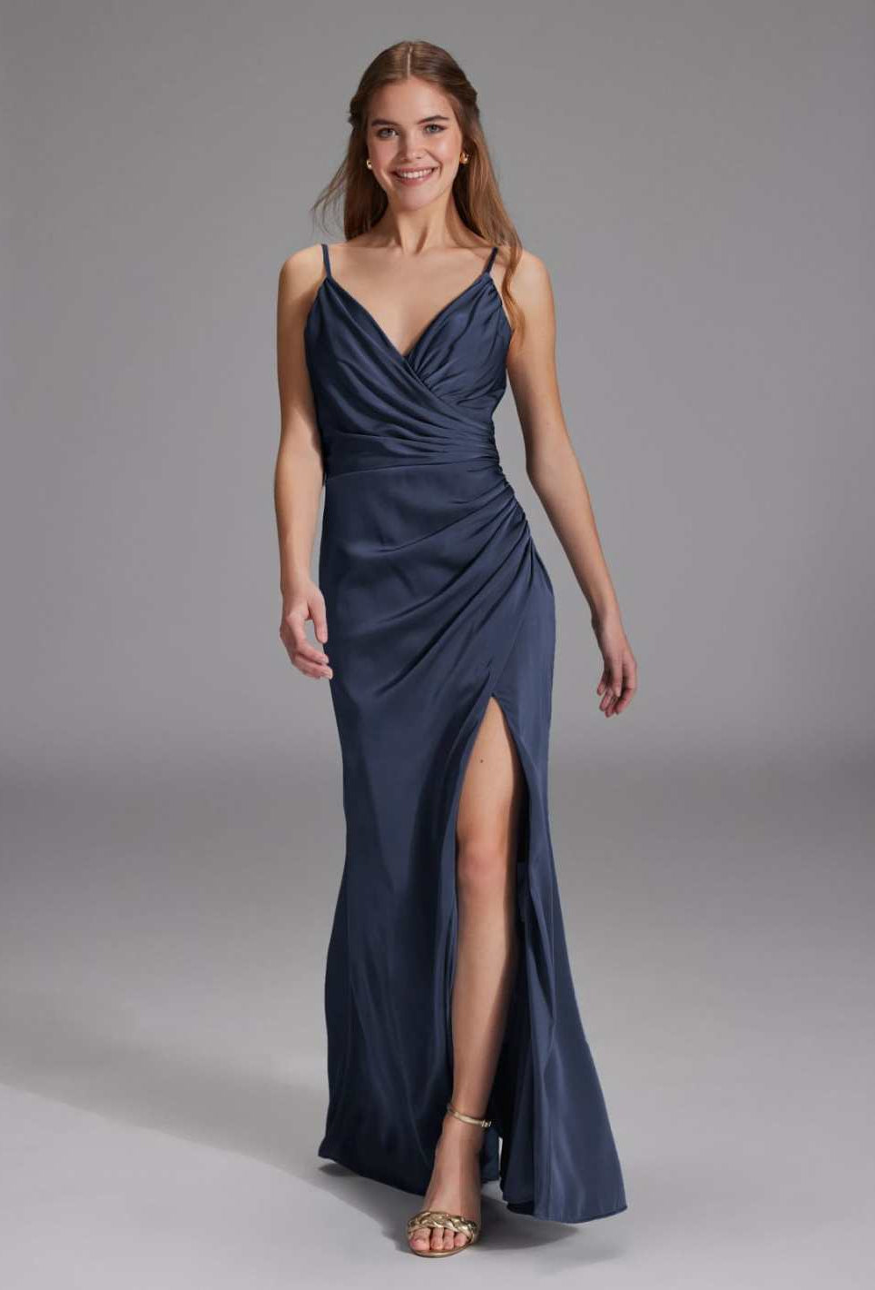 Figurbetontes Satinkleid mit Raffungen navy