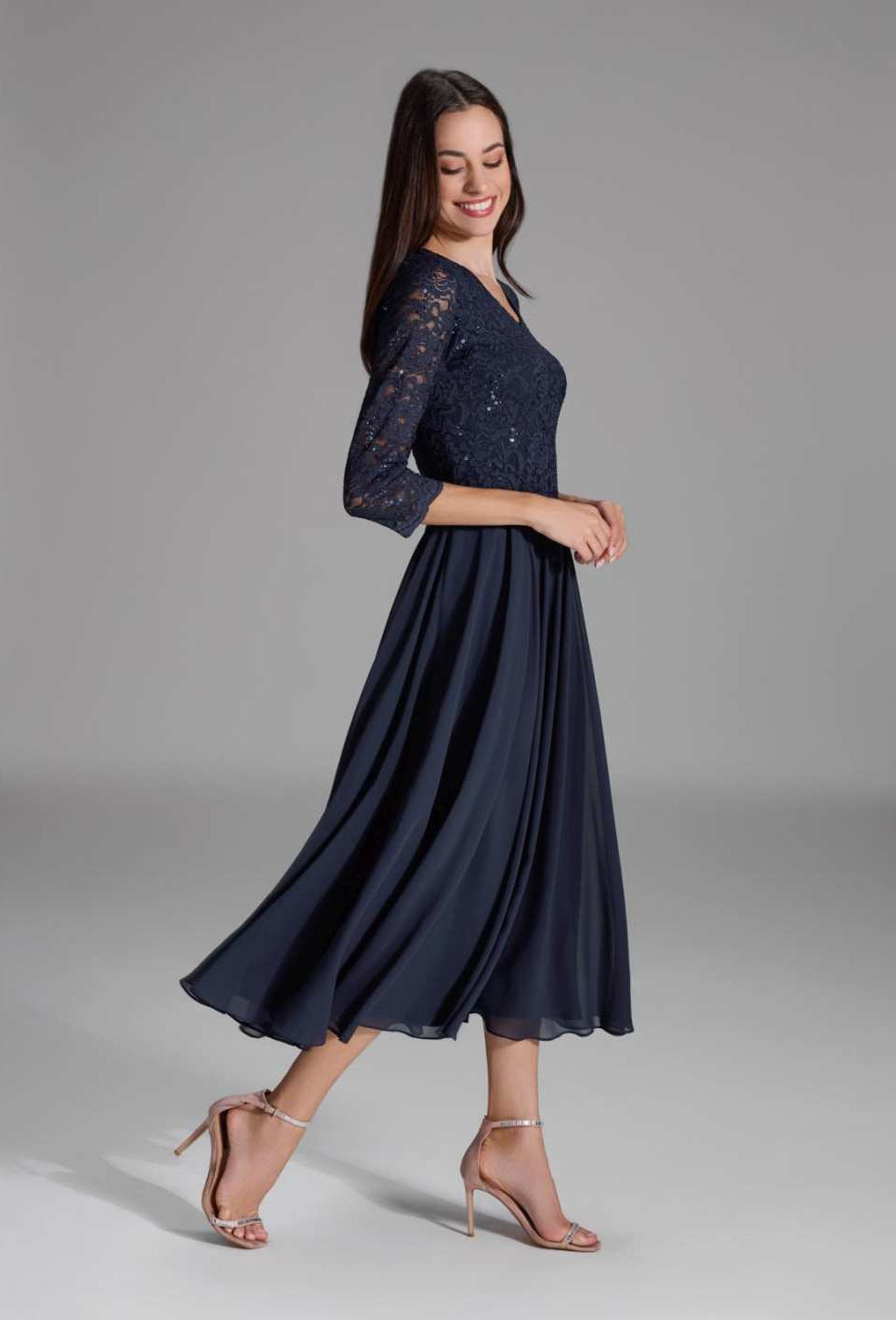 Midi Kleid mit paillettenbesetztem Spitzenoberteil