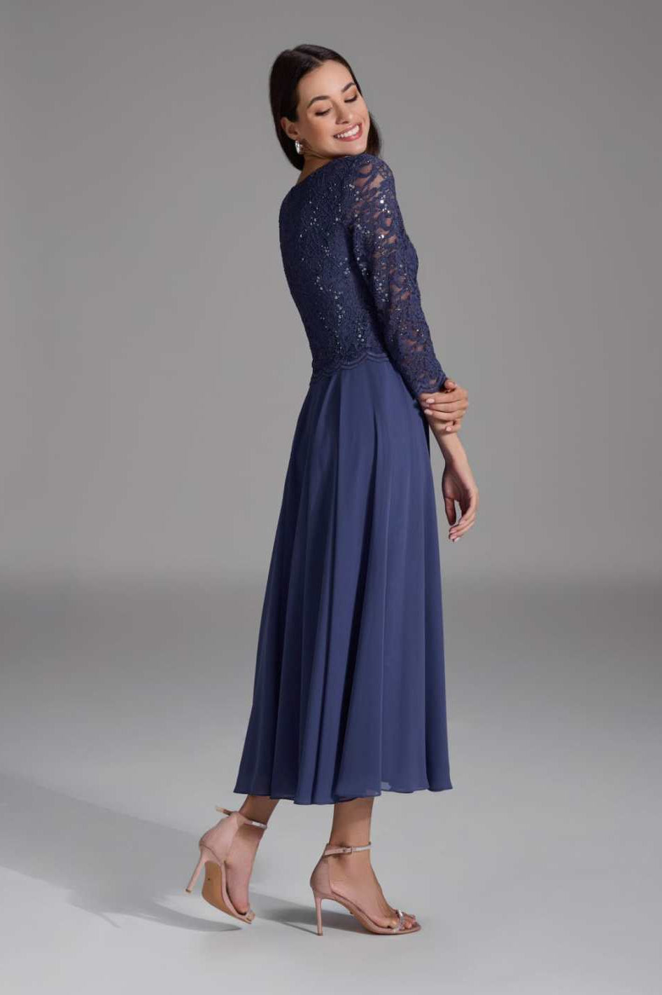 Midi Kleid mit paillettenbesetztem Spitzenoberteil