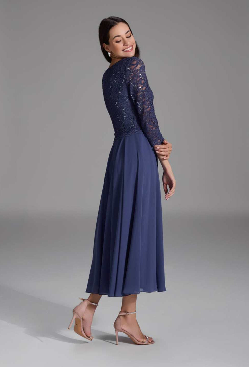 Midi Kleid mit paillettenbesetztem Spitzenoberteil