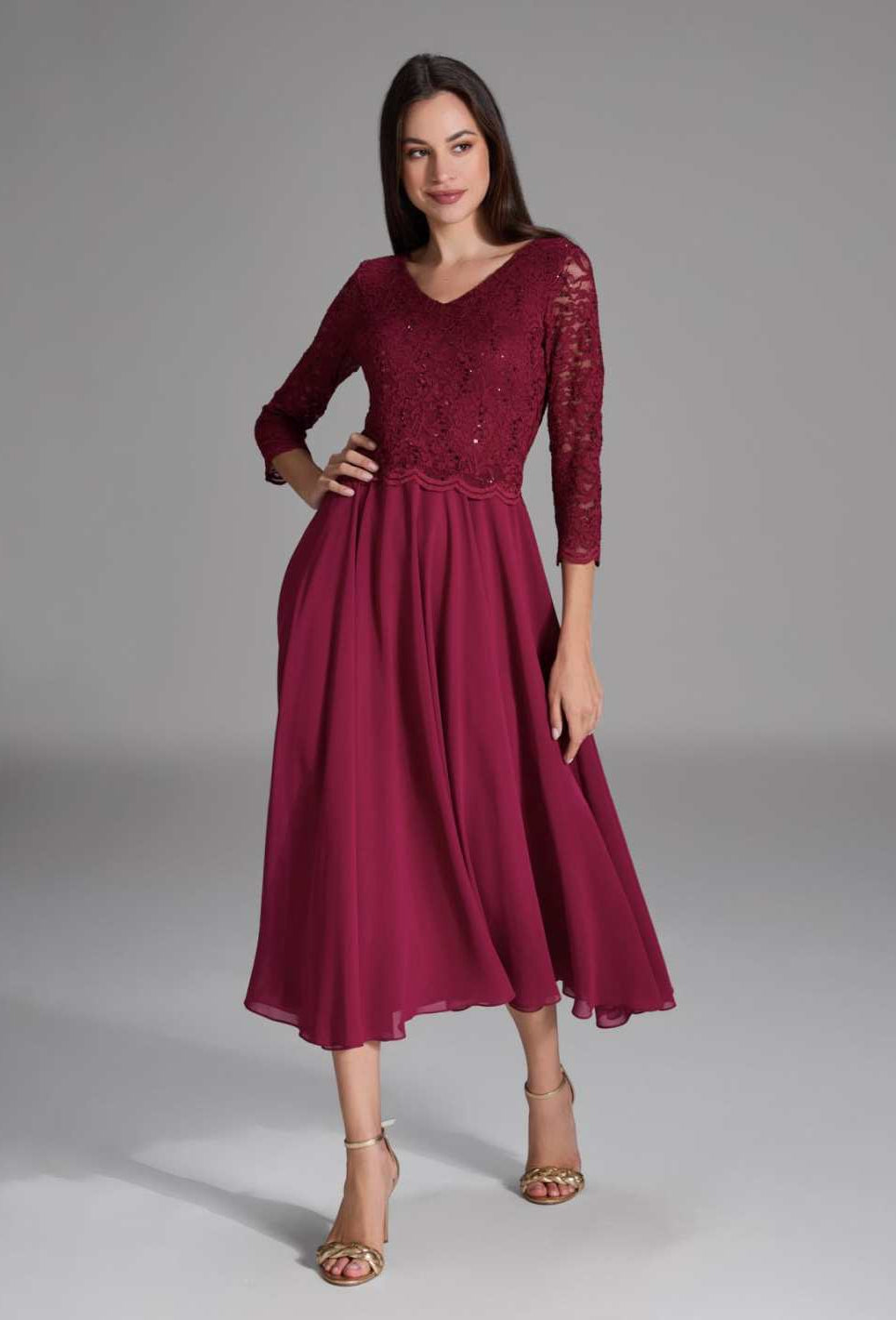 Midi Kleid mit paillettenbesetztem Spitzenoberteil ruby red