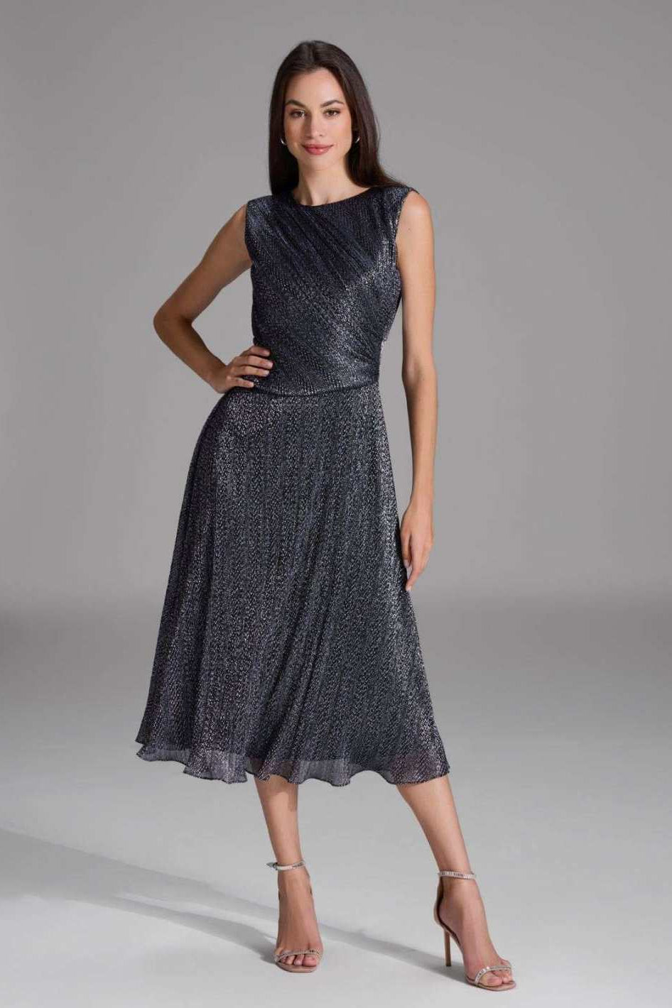 Plissiertes Midi Kleid mit Metallic Fäden navy