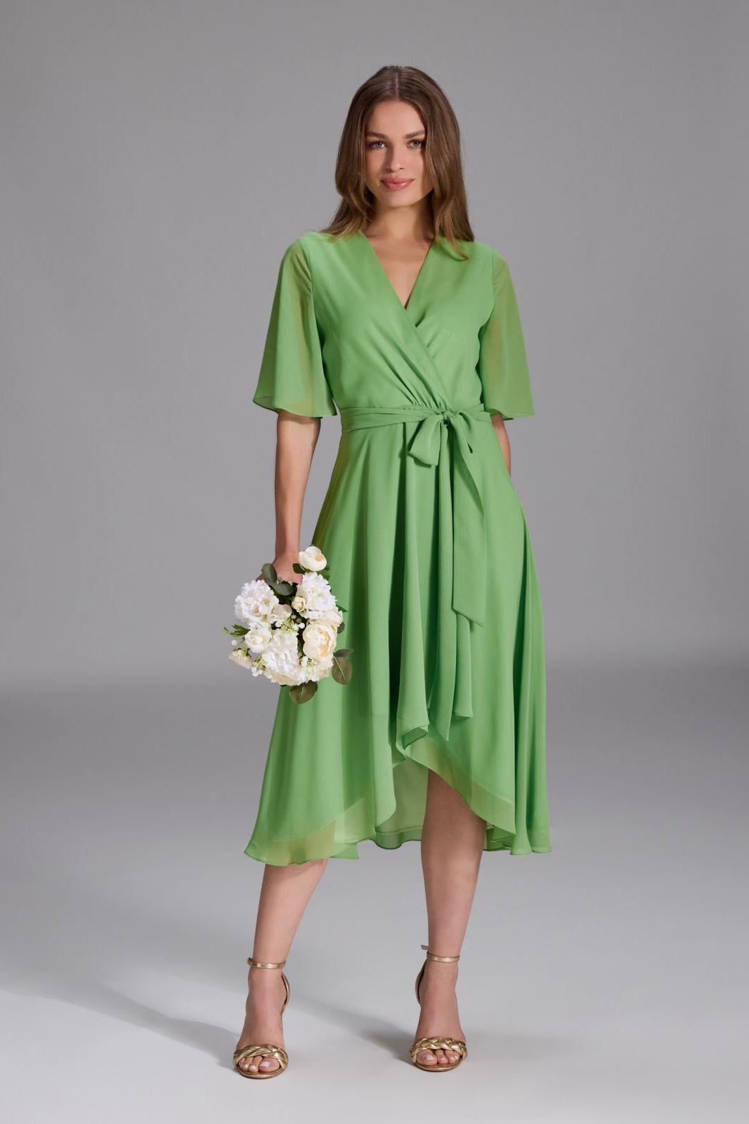 Chiffon Kleid in Wickel Optik mit Vokuhila Saum apple green