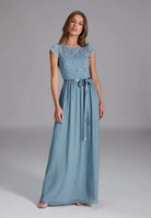 Abendkleid aus Chiffon mit paillettenbesetztem Spitzenoberteil indigo