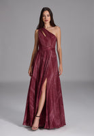 Asymmetrisches Abendkleid mit Cut-out und Beinschlitz ruby red