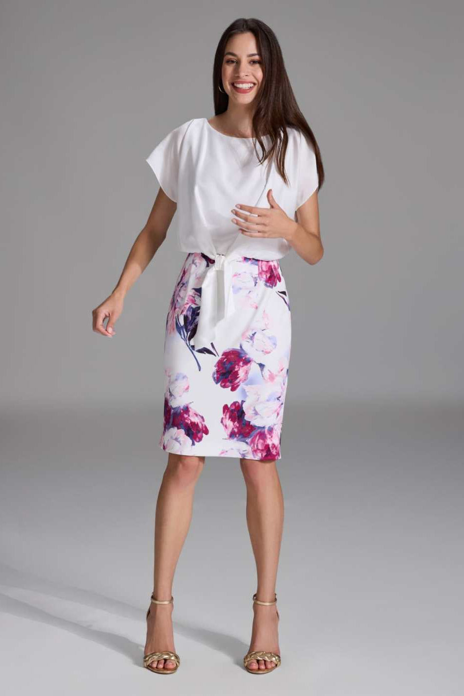 Etuikleid aus floral bedrucktem Scuba und Satin ivory ruby red