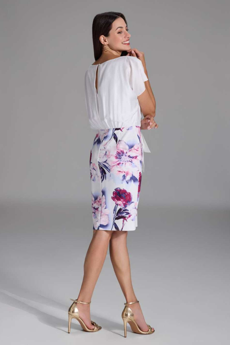 Etuikleid aus floral bedrucktem Scuba und Satin