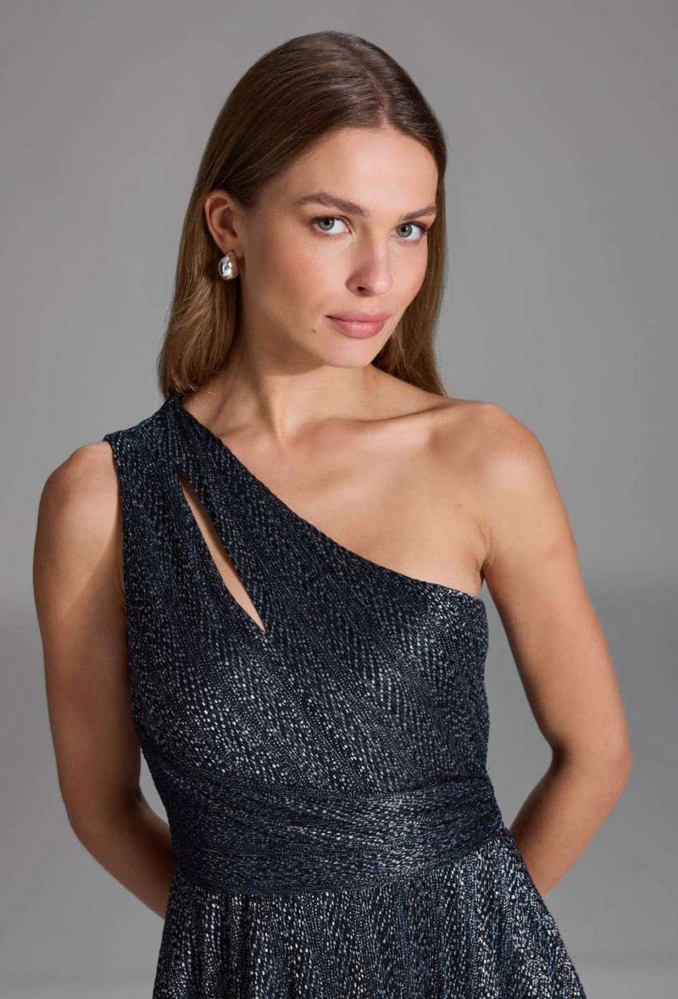 One Shoulder Abendkleid mit Cut-out