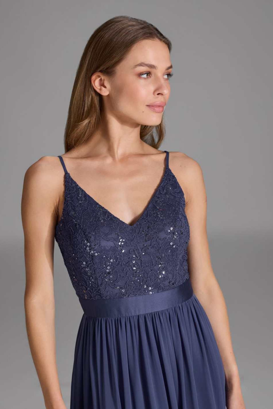 Abendkleid aus Spitze-Chiffon-Mix