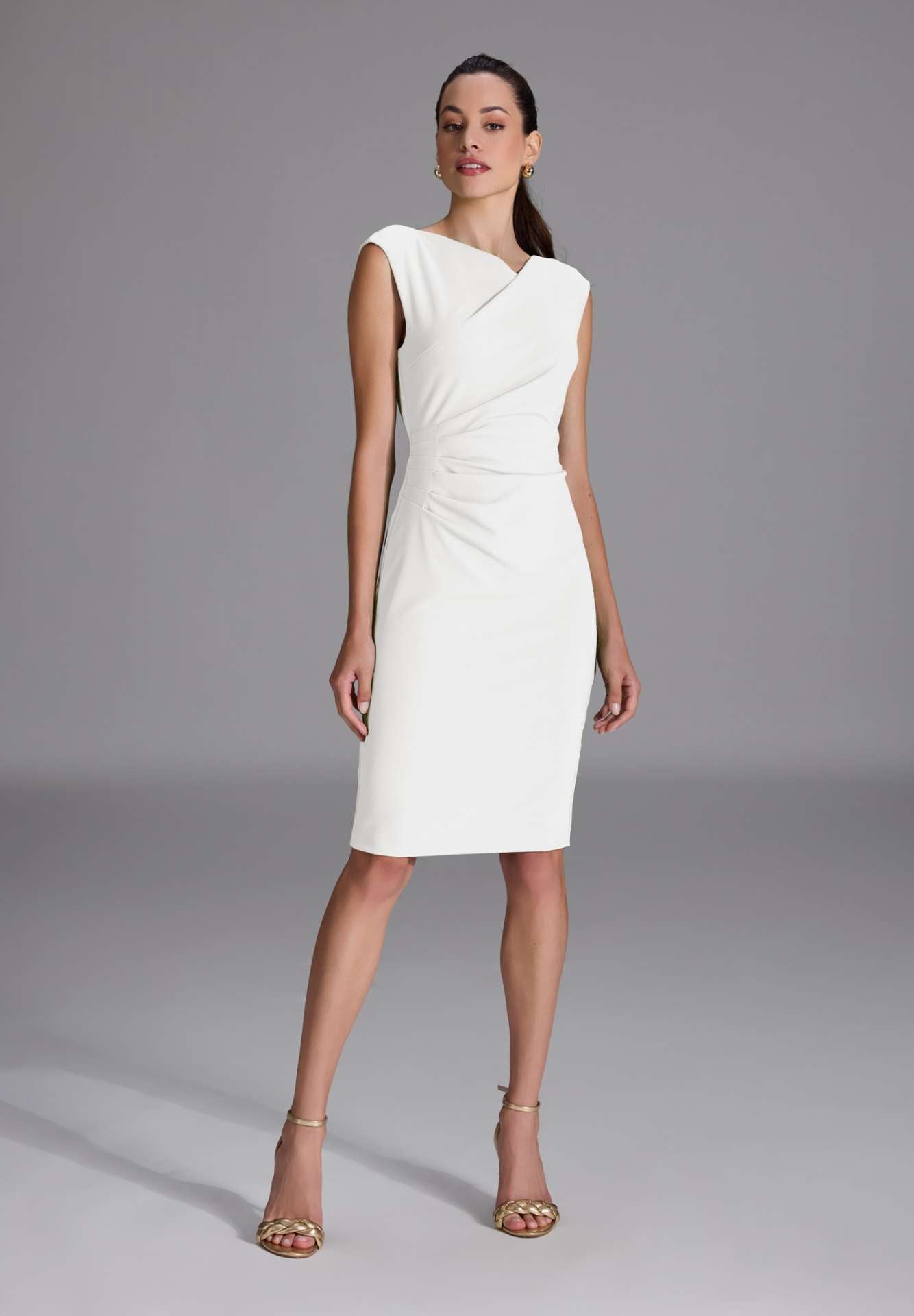 Etui Kleid aus Crepe Jersey mit Drapierung ivory