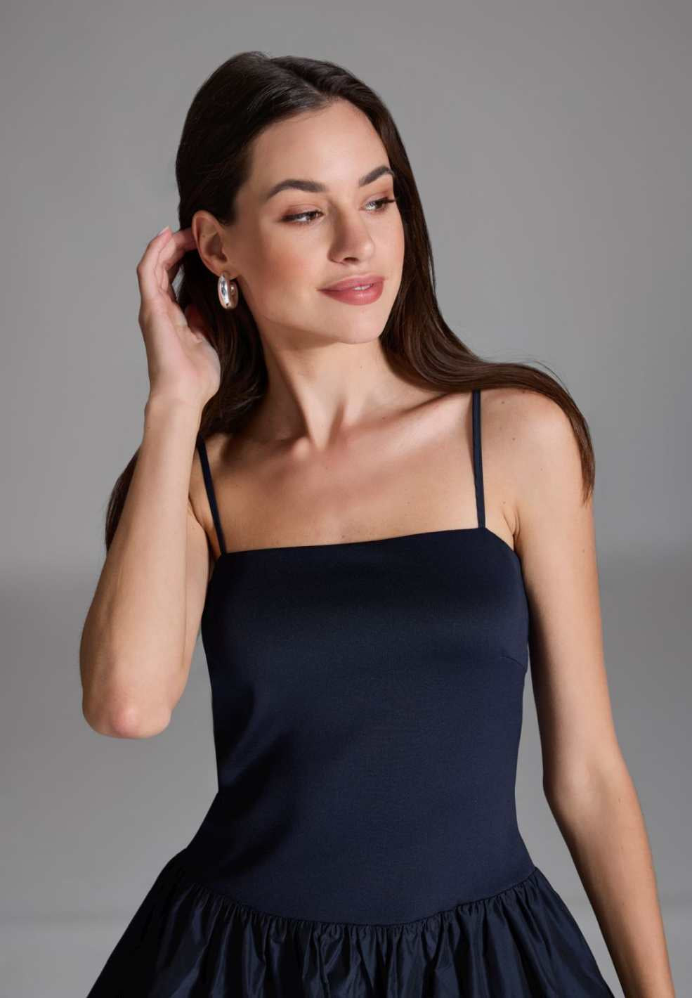 Kurzes Cocktailkleid mit Ballon Rock