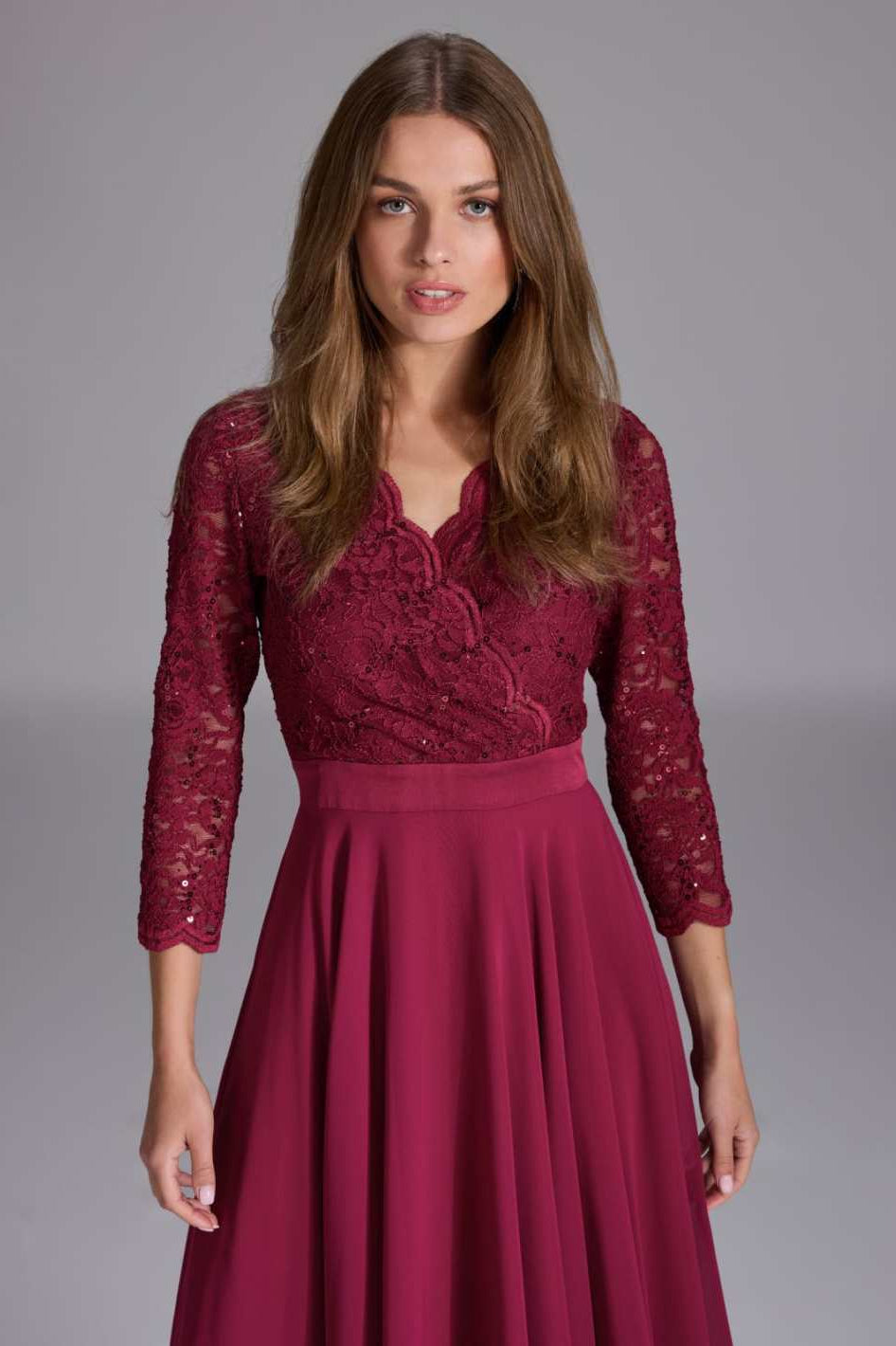 Cocktailkleid aus Material-Mix