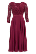 Cocktailkleid aus Material-Mix