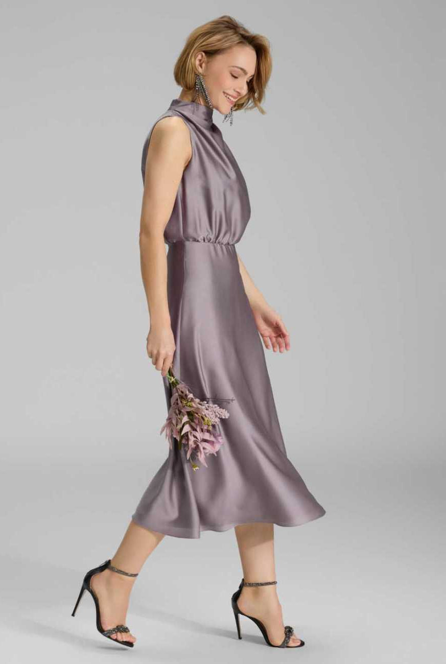 Midi Kleid aus nachhaltigem Satin mit Drapierung am Kragen