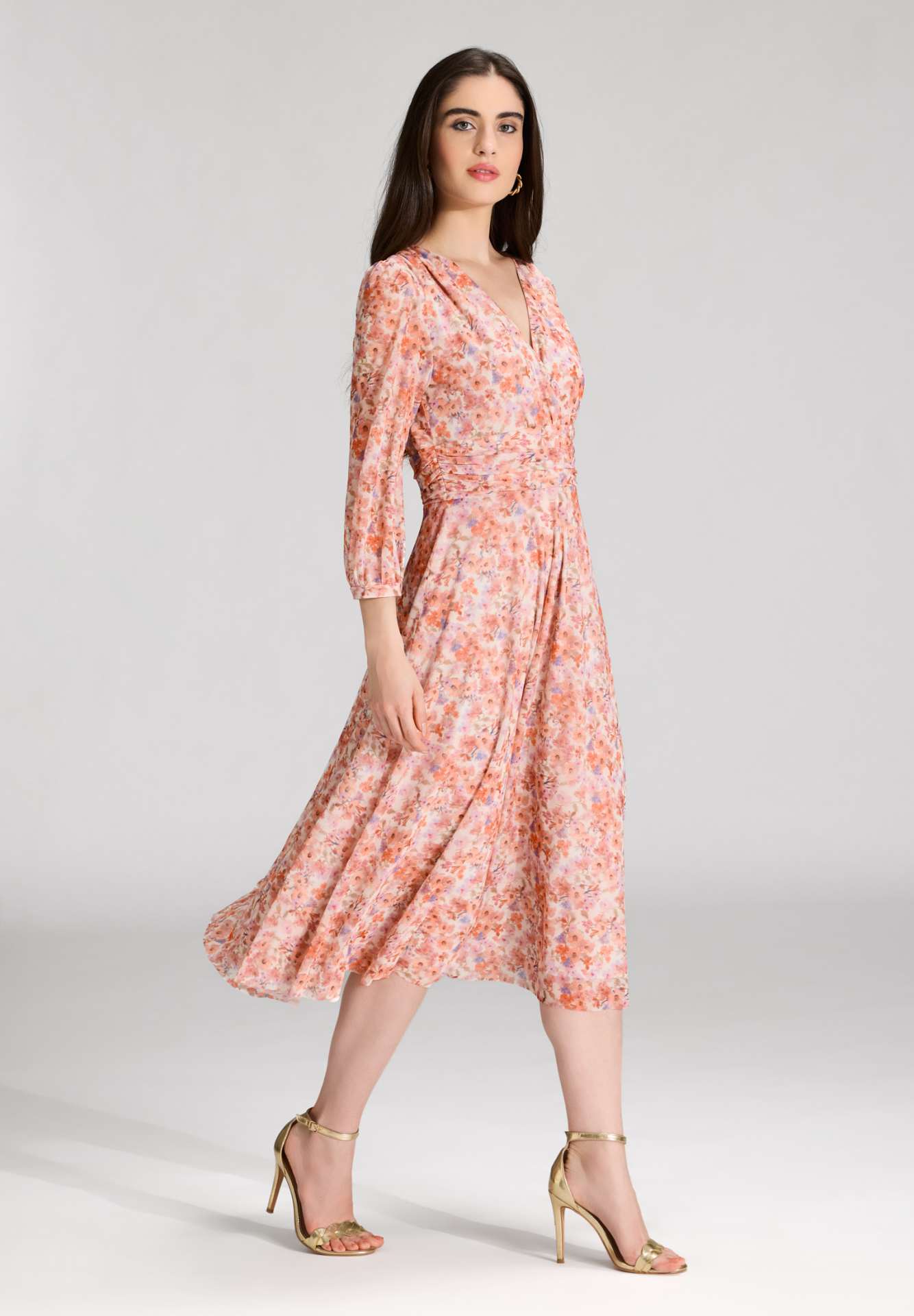 Midi Kleid aus bedrucktem Mesh mit ¾ Arm