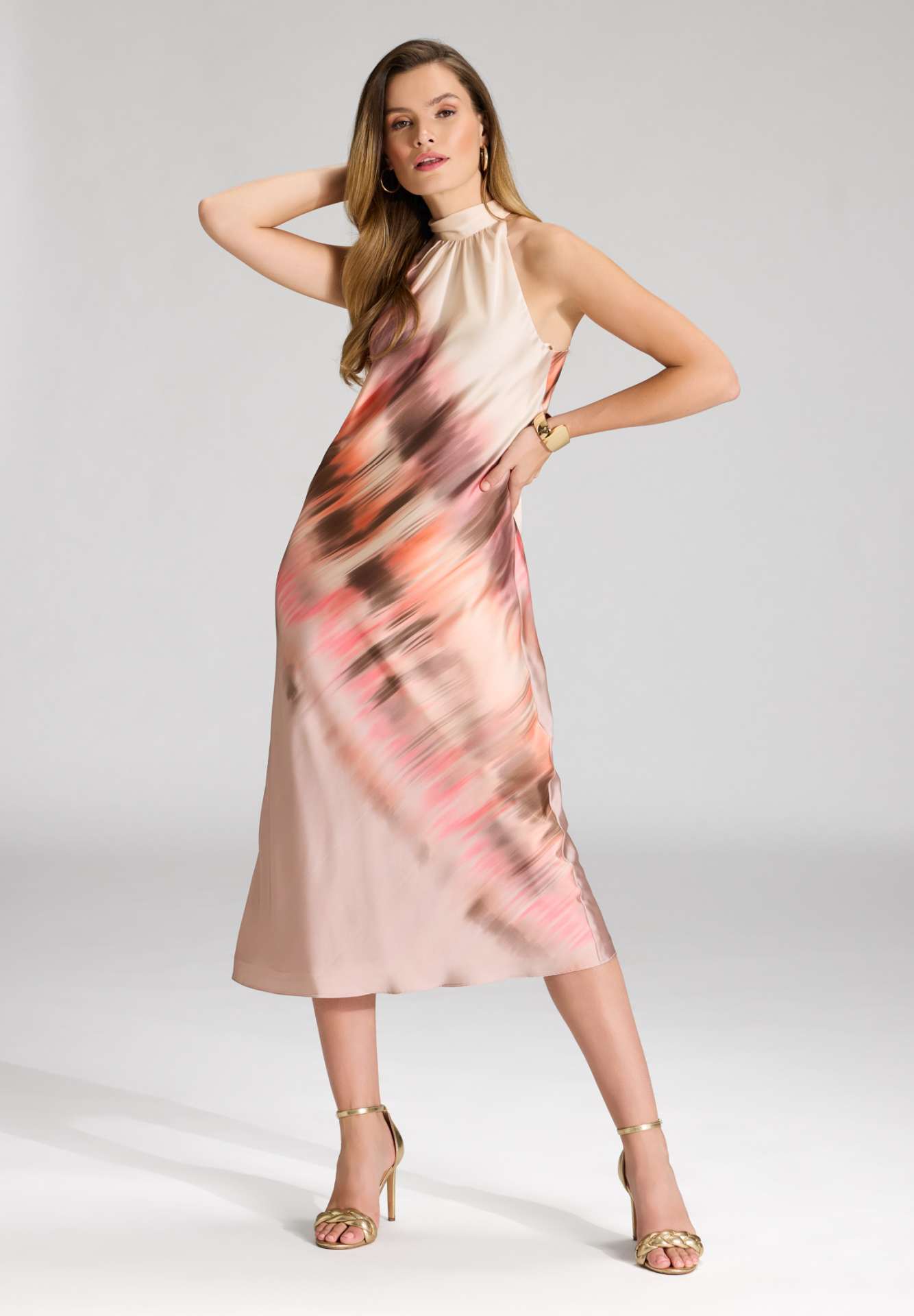 Bedrucktes Slip Dress aus Satin mit Stehkragen