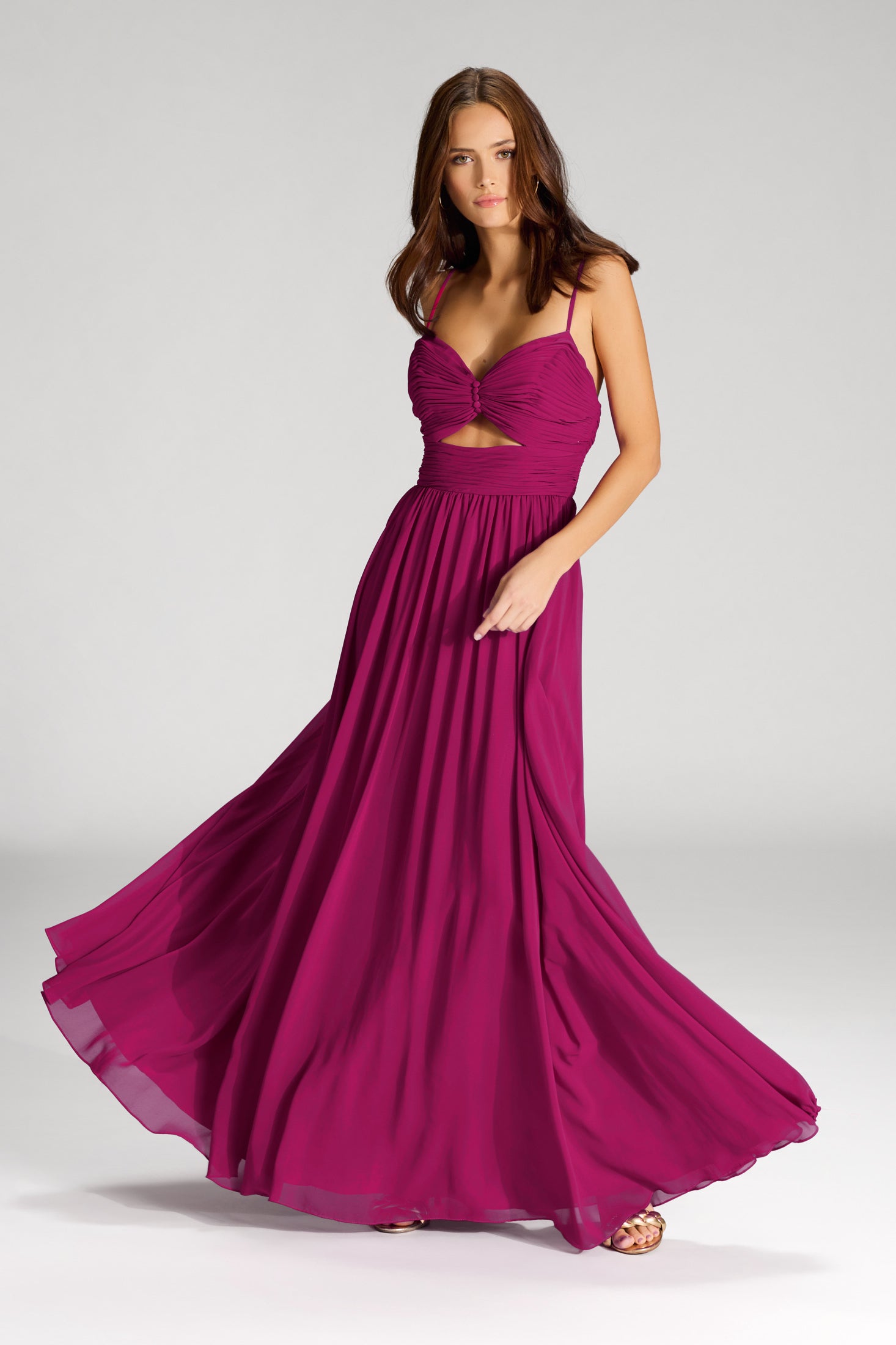 Chiffonkleid mit Cut-Out Detail und feiner Raffung