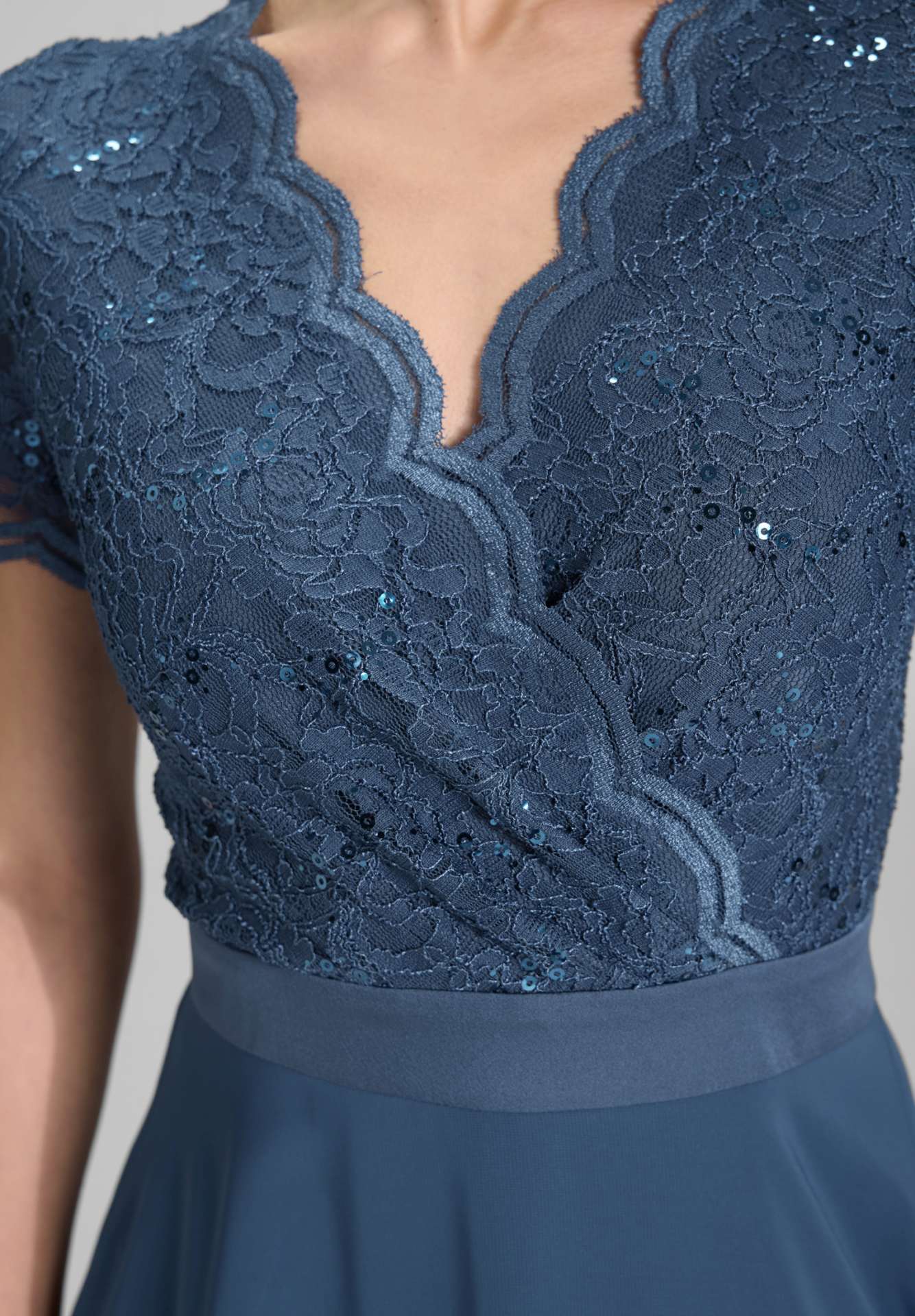 Cocktailkleid Halbarm aus Spitze-Chiffon-Mix