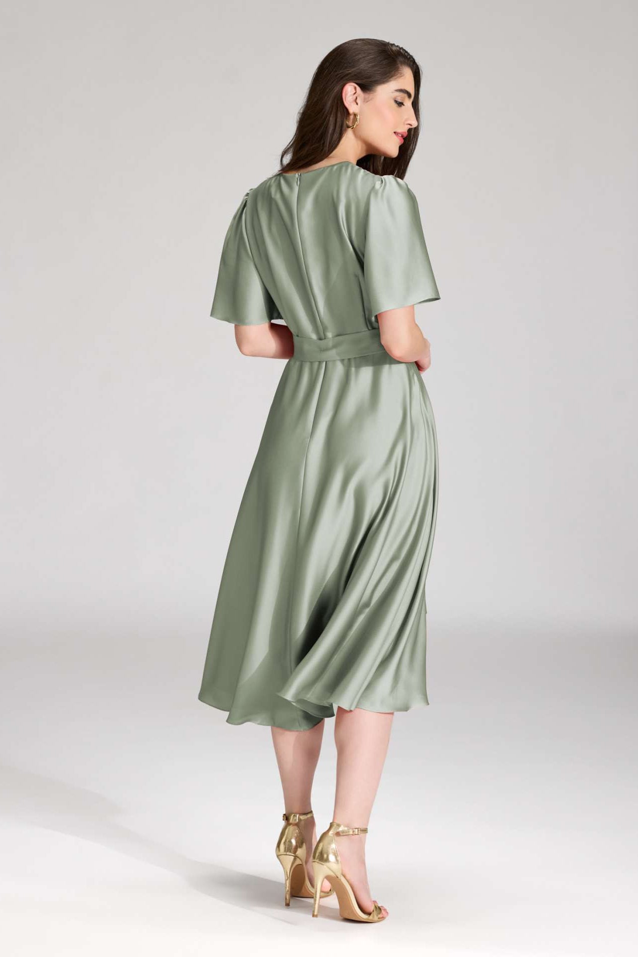 Cocktailkleid aus nachhaltigem Satin in Wickel Optik