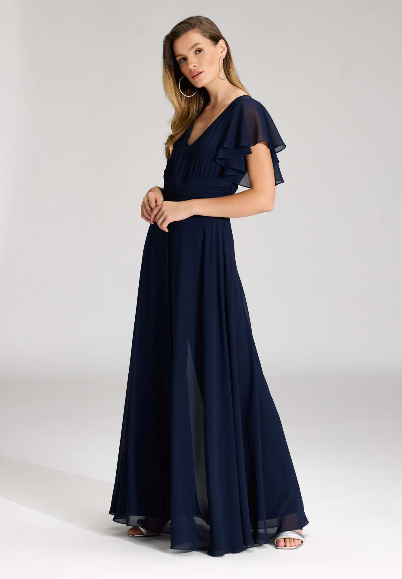 Chiffon Jumpsuit mit Überrock und Volantärmeln